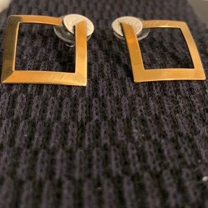 Earrings with stud bag. Open geometric design